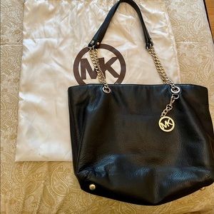 MICHAEL KORS BLACK LEATHER TOTE BAG